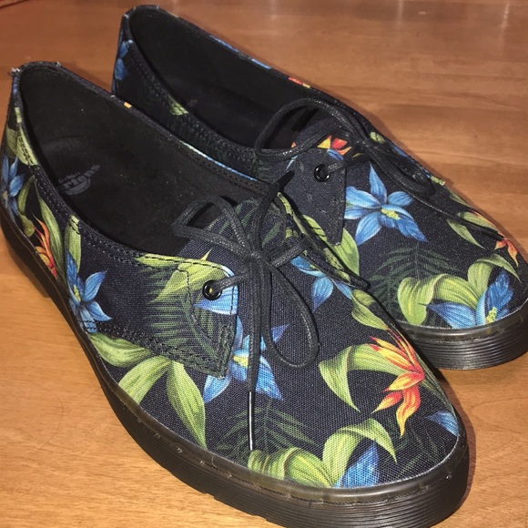 Dr. Martens Shoes - PRICE IS FIRM!!!!! NWOT...NO FURTHER REDUCTIONS